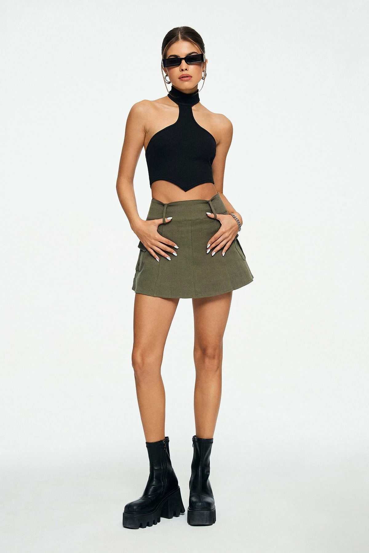 Solado Asymmetrical Hem Backless Ribbed Crop Top 7 Solado Asymmetrical Hem Backless Ribbed Crop Top - Image 5