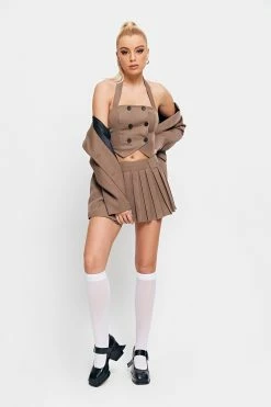 SOLADO Halter Neck Split Hem Button Decor Crop Top 13 SOLADO Halter Neck Split Hem Button Decor Crop Top -SOLADO Shop jpeg 4463fe3c d780 4041 a817 642972475eeb 1800x1800