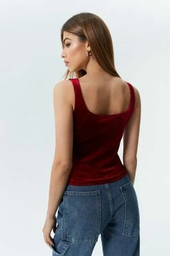 Solado Sling Sleeveless Slim Tank Top 9 Solado Sling Sleeveless Slim Tank Top -SOLADO Shop jpeg 450e74a4 3960 4779 a884 9d88e2c75915 1800x1800