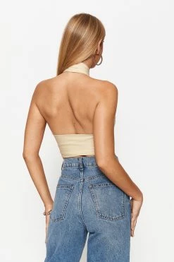 Solado Halter Neck Cross Wrap Backless Crop Top 9 Solado Halter Neck Cross Wrap Backless Crop Top -SOLADO Shop jpeg 456f7993 8158 47aa 8cdb bf225bcdf2d9 1800x1800