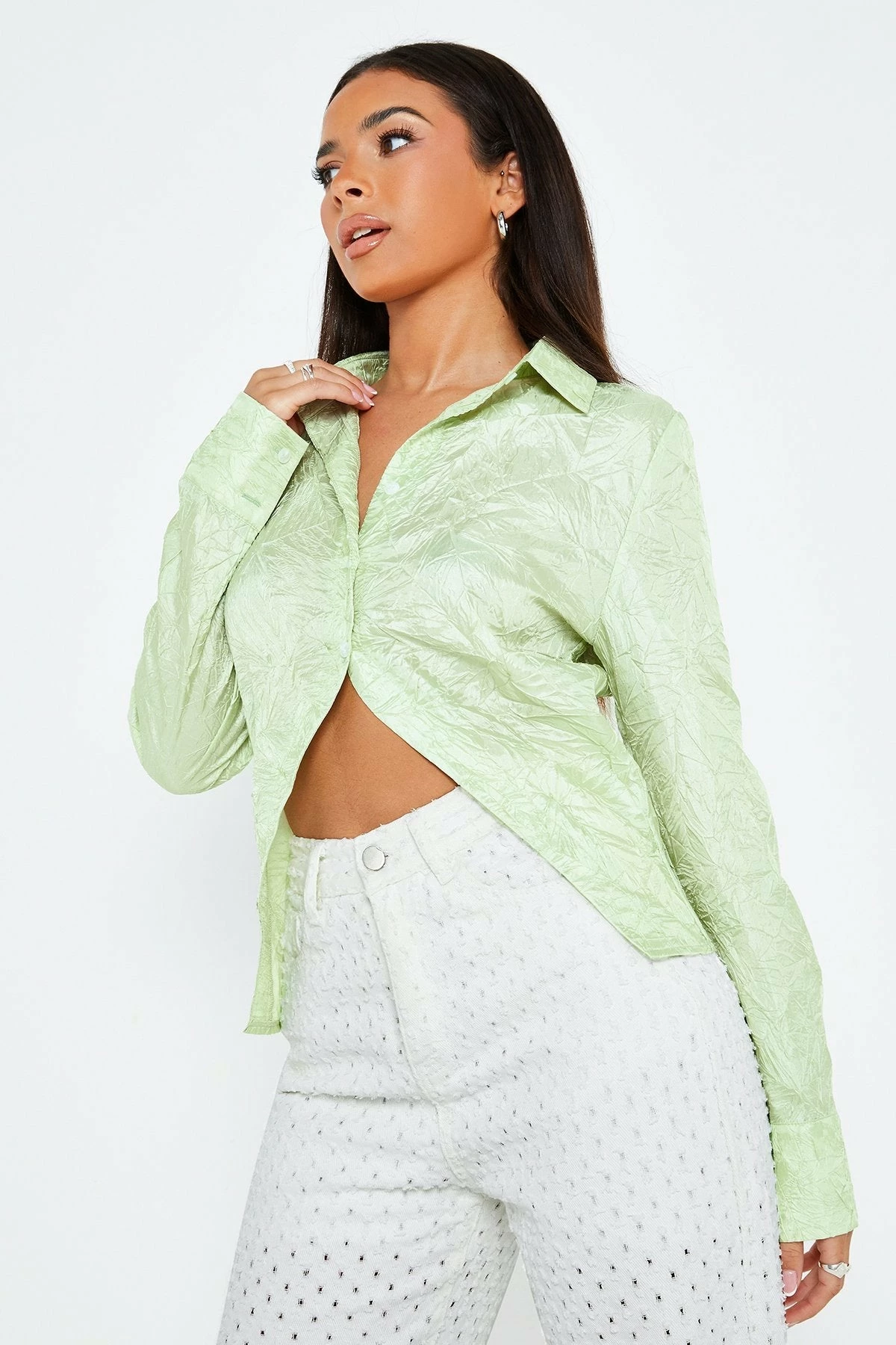 SOLADO Lapel Neck Pleat Textured Split Hem Shirt 4 SOLADO Lapel Neck Pleat Textured Split Hem Shirt - Image 2
