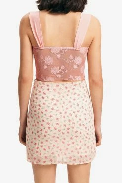 Solado Floral Lace Splicing Backless Mesh Crop Top 17 Solado Floral Lace Splicing Backless Mesh Crop Top -SOLADO Shop jpeg 4b707216 7850 4876 9067 4a2b51229af7 1800x1800