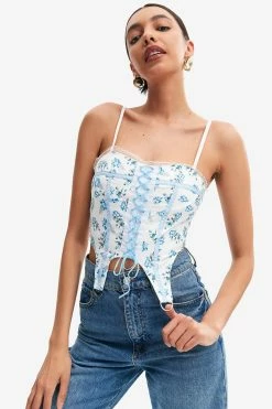 Solado Floral Print Lace Up Asymmetric Hem Crop Top 9 Solado Floral Print Lace Up Asymmetric Hem Crop Top -SOLADO Shop jpeg 4ba360ef fbff 432b 9904 670b2c9700ae 1800x1800