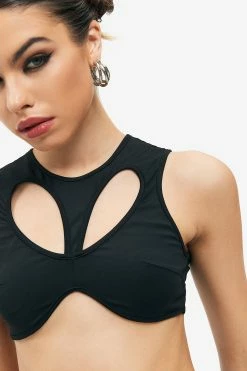 SOLADO Cut Out Asymmetrical Hem Crop Top -SOLADO Shop jpeg 4cabc418 0539 4bb8 918d 367e1040560c 1800x1800