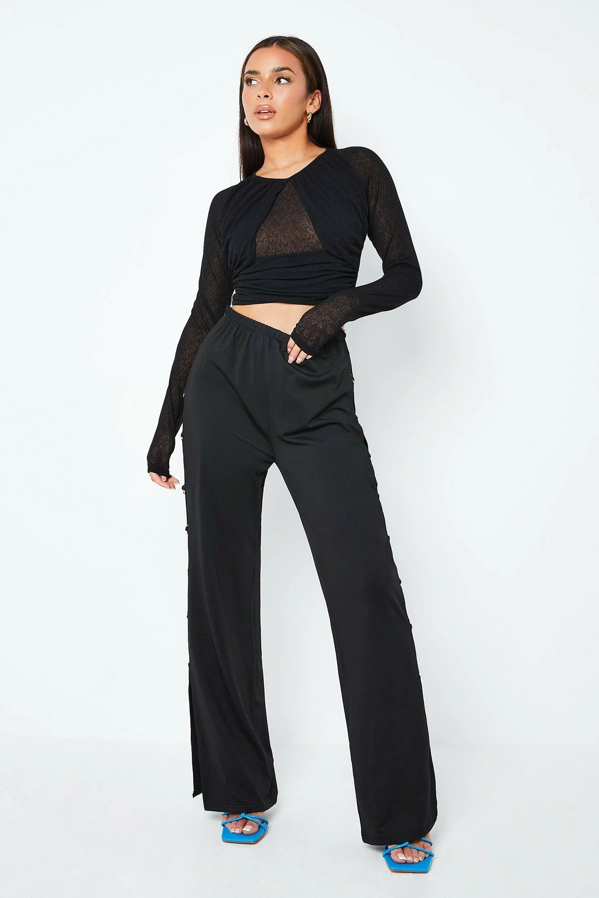 SOLADO Cross Wrap Ruched Long Sleeve Crop Top 6 SOLADO Cross Wrap Ruched Long Sleeve Crop Top - Image 4