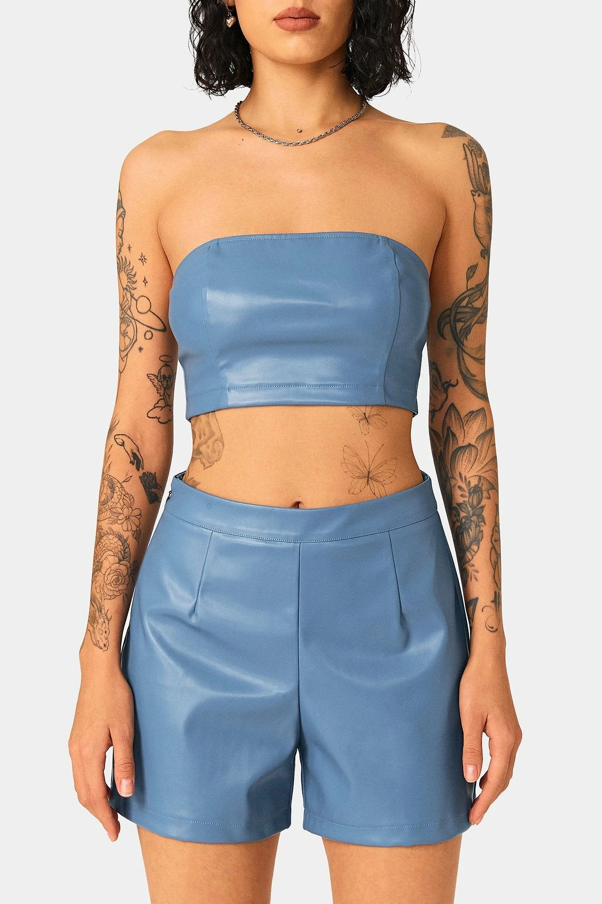 SOLADO Off Shoulder Zipper Back PU Leather Crop Top 8 SOLADO Off Shoulder Zipper Back PU Leather Crop Top - Image 6