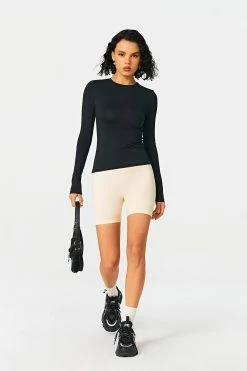 SOLADO Modal Basic Solid Bodycon Long Sleeve Top 11 SOLADO Modal Basic Solid Bodycon Long Sleeve Top -SOLADO Shop jpeg 51e9bb65 d67a 4eee b86a 372f68285c13 1800x1800