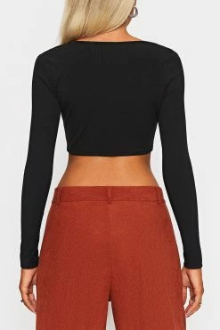 SOLADO Curved Hem Boning Ribbed Long Sleeve Crop Top 15 SOLADO Curved Hem Boning Ribbed Long Sleeve Crop Top -SOLADO Shop jpeg 52f51dcc 851c 4f67 b6e7 c0892834e1ea 1800x1800