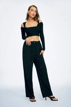 SOLADO Cold Shoulder Button Detail Solid Long Sleeve Top 19 SOLADO Cold Shoulder Button Detail Solid Long Sleeve Top -SOLADO Shop jpeg 53883cf2 8cb9 411a b50f 2919f2cd68ee 1800x1800