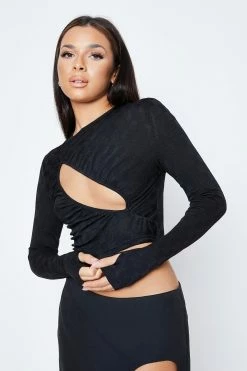 SOLADO Cut Out Check Print Thumb Hole Long Sleeve Top -SOLADO Shop jpeg 5817fa58 7f08 46fc 9abd 13ba70fd8fc4 1800x1800