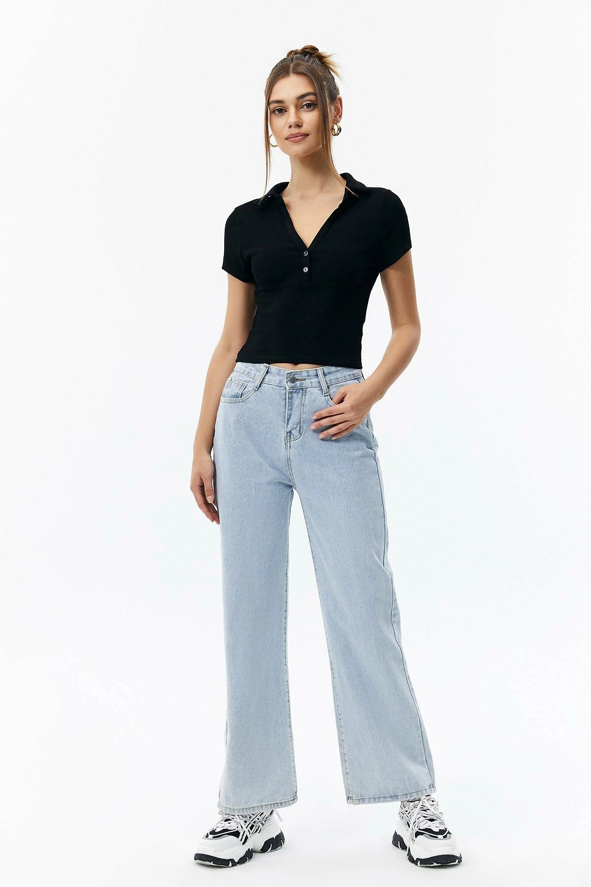 Solado Polo Neck Ribbed Short Sleeve Crop Top 10 Solado Polo Neck Ribbed Short Sleeve Crop Top - Image 8