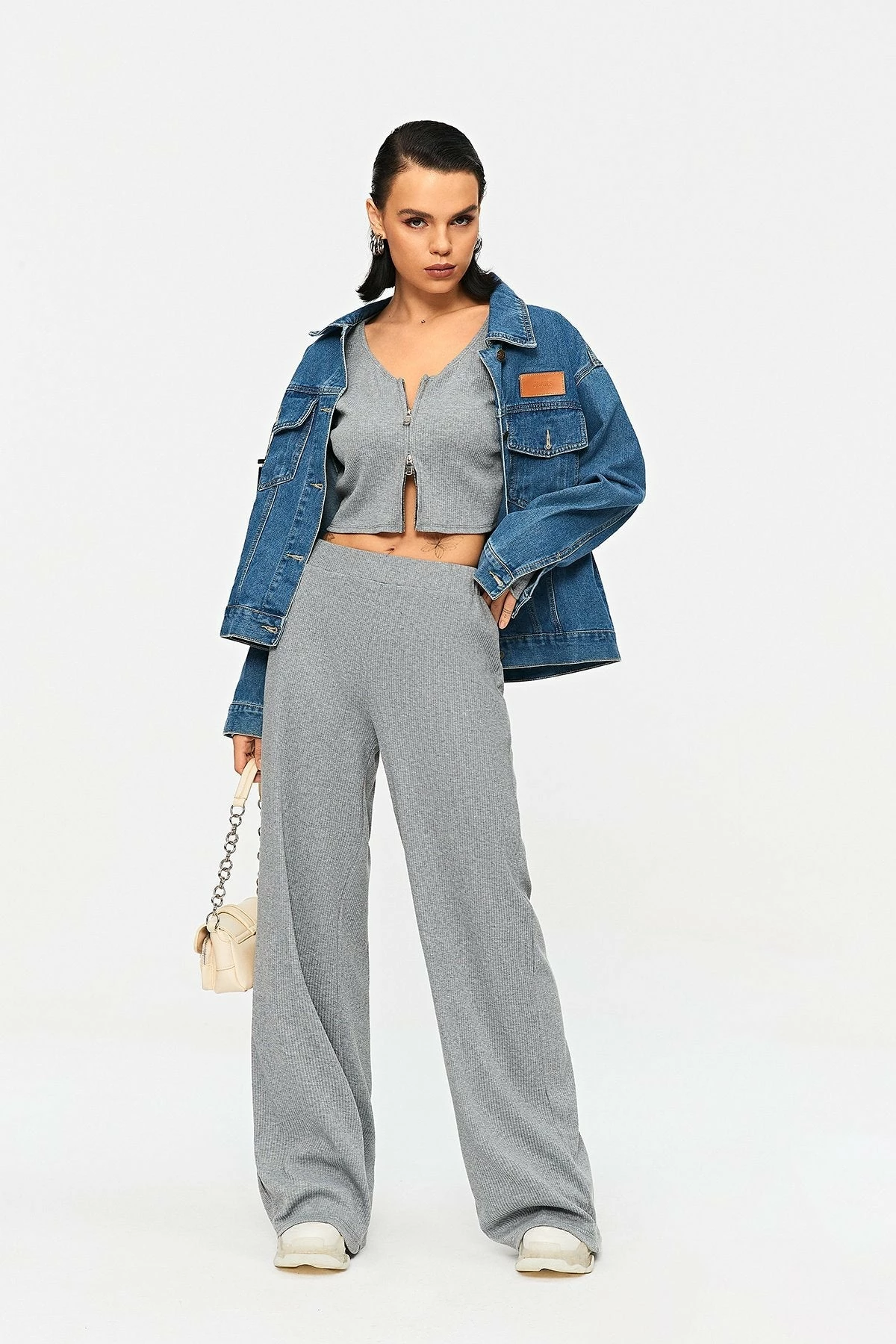 SOLADO U Neck Zipper Front Ribbed Long Sleeve Top 5 SOLADO U Neck Zipper Front Ribbed Long Sleeve Top - Image 3