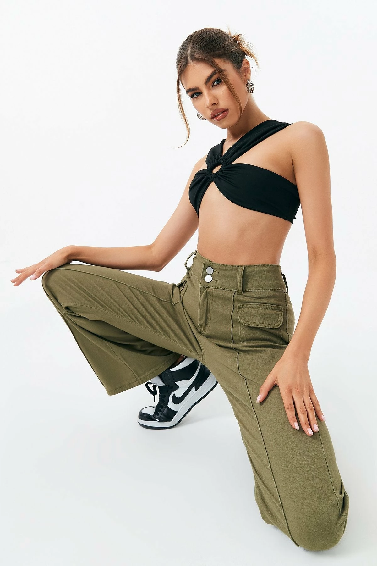 Solado O-Ring Front Cut Out Crop Top 9 Solado O-Ring Front Cut Out Crop Top - Image 7