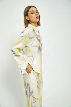 Solado Floral Print Lapel Neck Long Sleeve Shirt -SOLADO Shop jpeg 5dab2ec6 1c9e 442e 810e 6e2f2efaa714 1800x1800