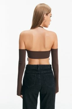 Solado Chain Detail Slit Cuff Backless Crop Top -SOLADO Shop jpeg 5ddd52c7 4b91 4345 aa80 e3a14064d53d 1800x1800