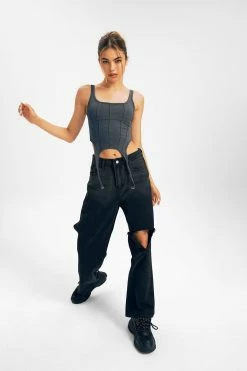 Solado Asymmetrical Hem Boning Ribbed Tank Top 13 Solado Asymmetrical Hem Boning Ribbed Tank Top -SOLADO Shop jpeg 5eaa5579 3bf7 407f 8dc3 cfcfe0d0818f 1800x1800