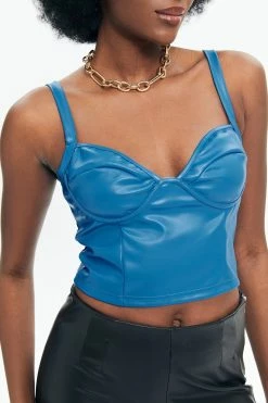 Solado Plunging Neck Zipper Back PU Leather Corset Top -SOLADO Shop jpeg 5f612dd4 4993 4063 83bd a5a057a1142c 1800x1800