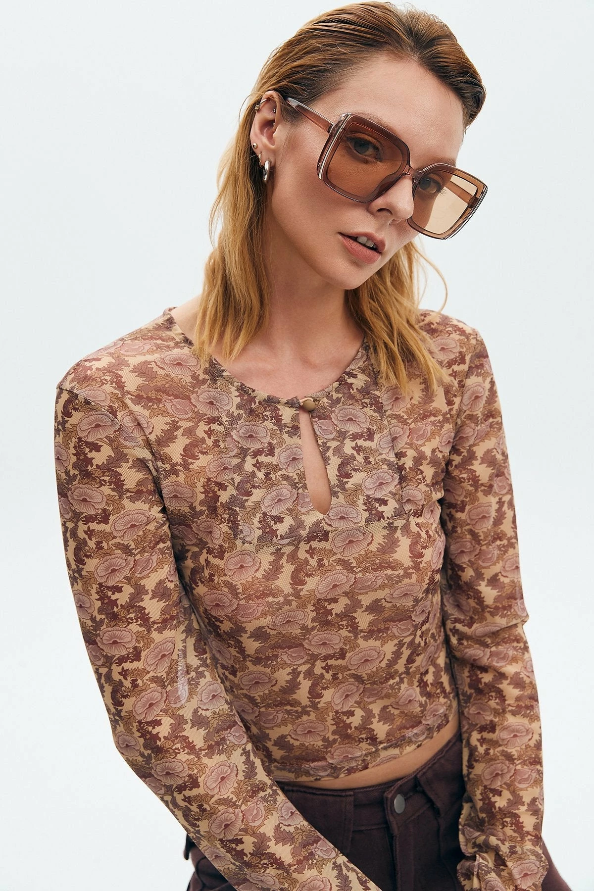 Solado Mesh Print Keyhole Long Sleeve Top 3 Solado Mesh Print Keyhole Long Sleeve Top