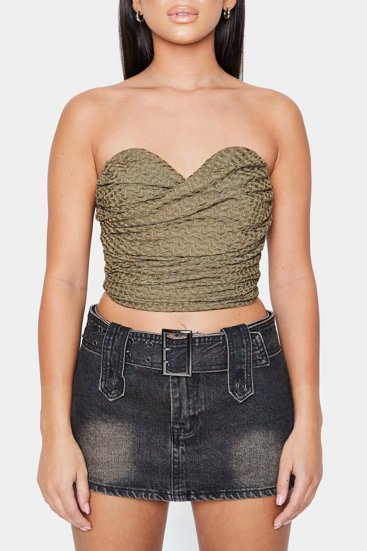 SOLADO Off Shoulder Zipper Back Ruched Crop Top 8 SOLADO Off Shoulder Zipper Back Ruched Crop Top - Image 6