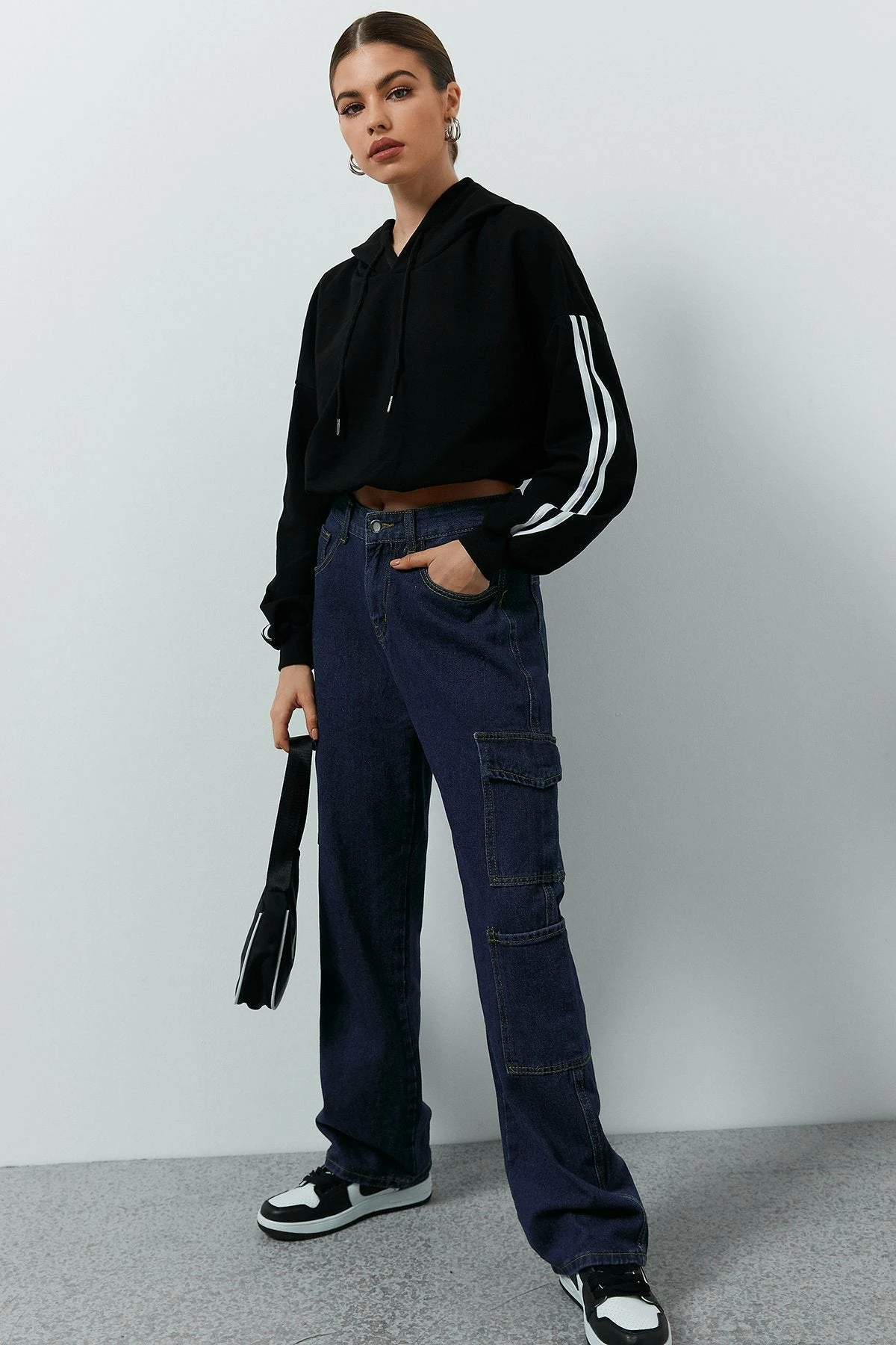 Solado Striped Print Crop Hoodie 13 Solado Striped Print Crop Hoodie - Image 11