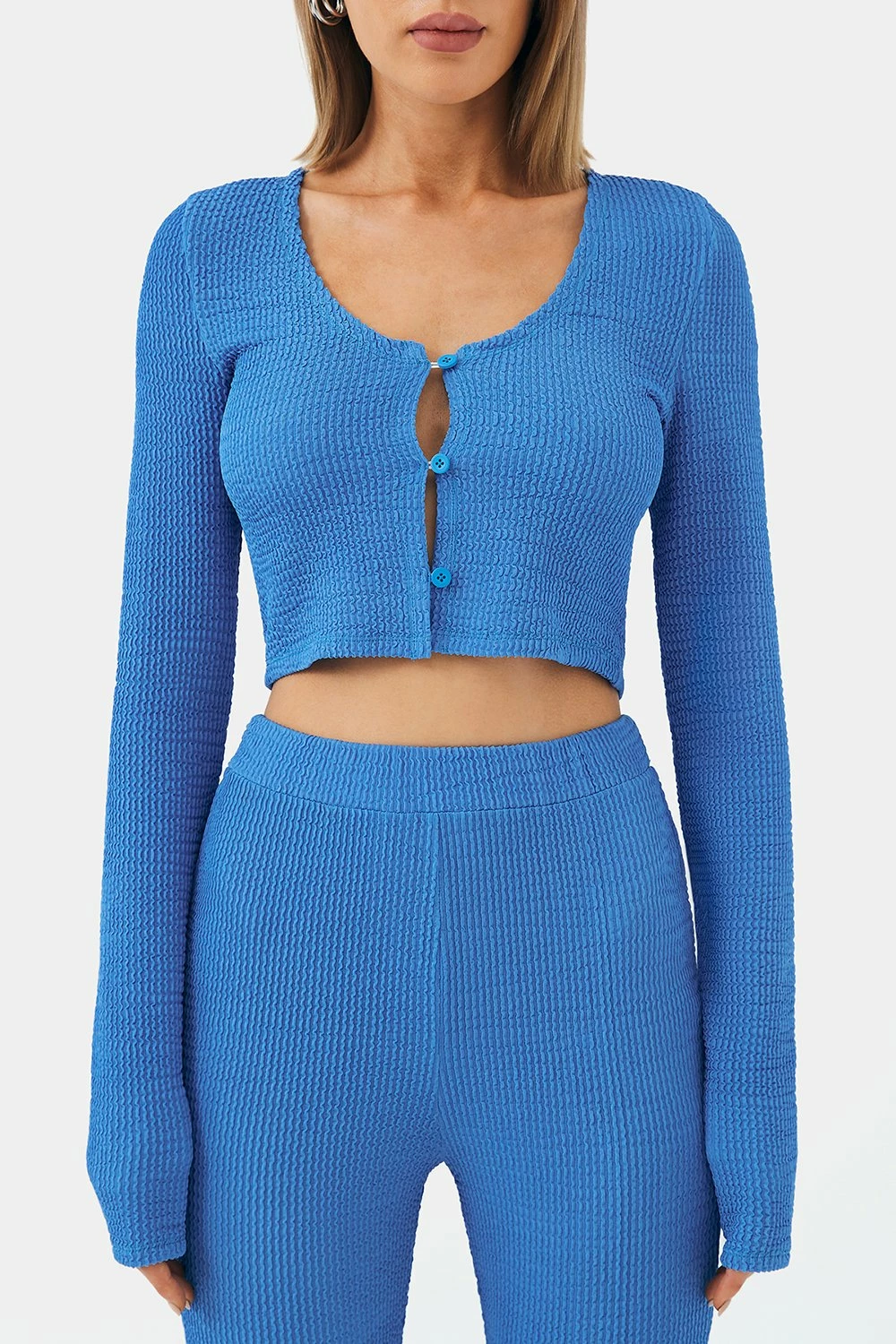 SOLADO Button Front Texture Long Sleeve Crop Top 8 SOLADO Button Front Texture Long Sleeve Crop Top - Image 6