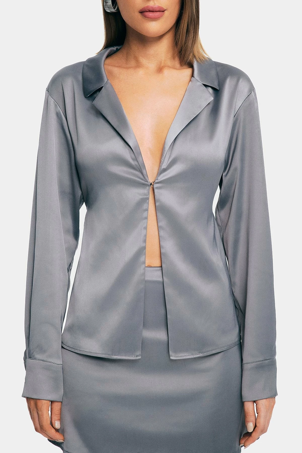 SOLADO Satin Cinched Waist Split Hem Long Sleeve Shirt 8 SOLADO Satin Cinched Waist Split Hem Long Sleeve Shirt - Image 6