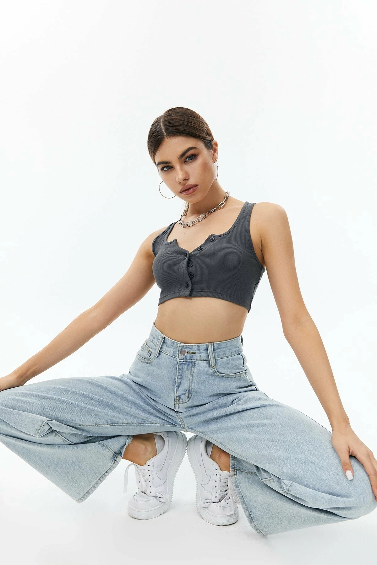 Solado Notched Neck Ribbed Crop Tank Top 9 Solado Notched Neck Ribbed Crop Tank Top - Image 7