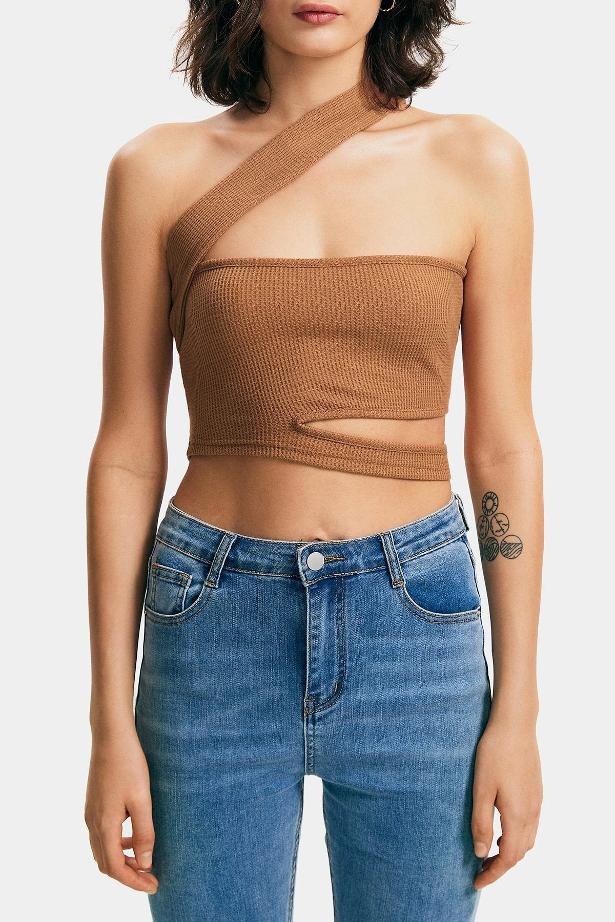 Solado One Shoulder Cut Out Knitted Solid Crop Top 8 Solado One Shoulder Cut Out Knitted Solid Crop Top - Image 6
