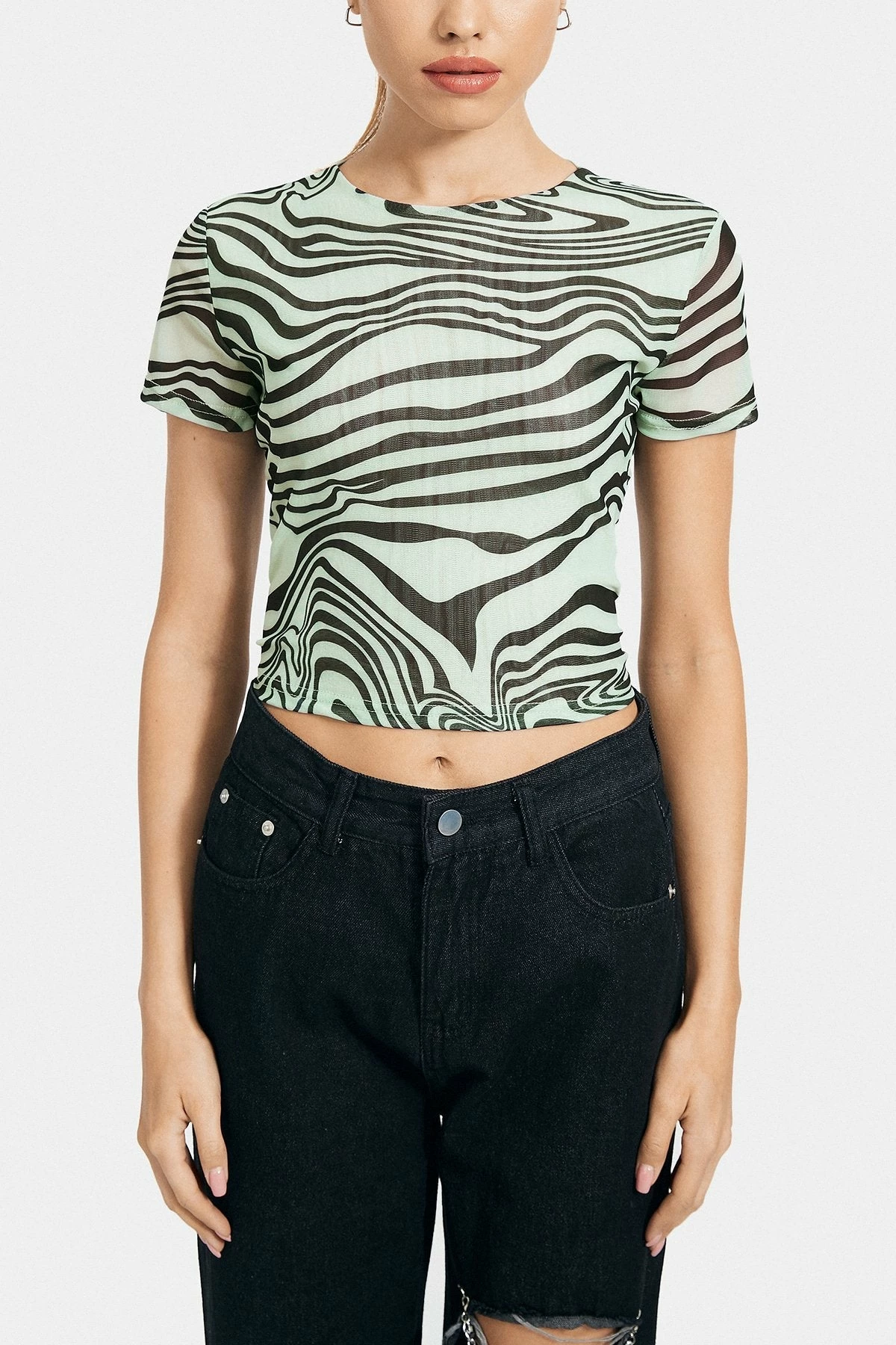 Solado Swirl Print Round Neck Colorblock Crop Top 8 Solado Swirl Print Round Neck Colorblock Crop Top - Image 6