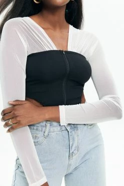Solado Mesh Splicing Zipper Front Crop Top -SOLADO Shop jpeg 74a980b1 8aaa 4c1e 819a 27695c632762 1800x1800