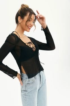 Solado Mesh Lace Up Split Hem Crop Top -SOLADO Shop jpeg 75aea717 20e5 4037 a65d 4129ffe3b4b2 1800x1800