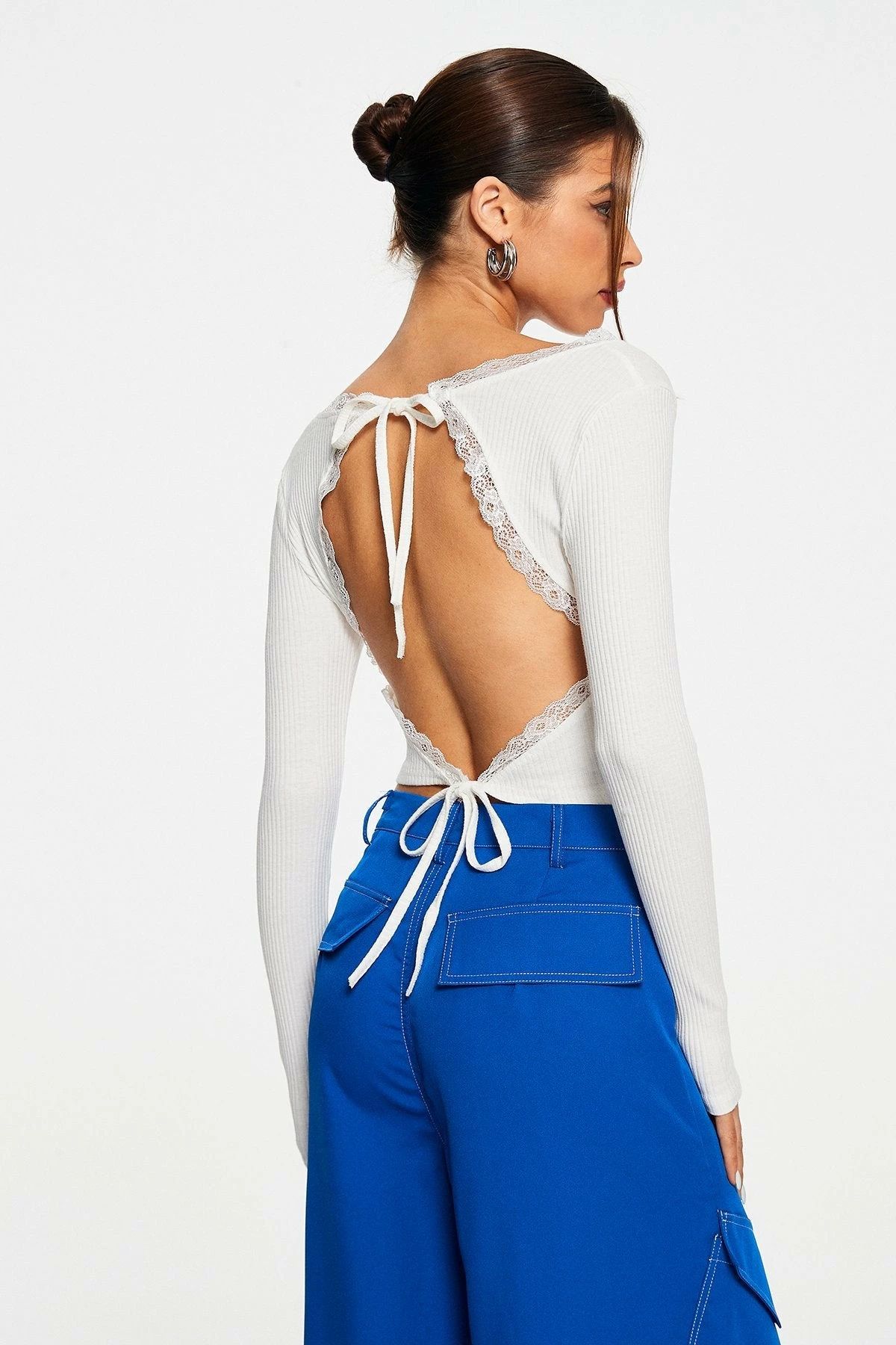 Solado Lace Trim Ribbed Knit Backless Long Sleeve Top 3 Solado Lace Trim Ribbed Knit Backless Long Sleeve Top