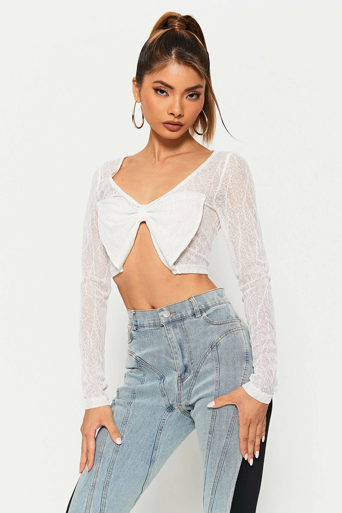 SOLADO Butterfly Decor Split Hem Long Sleeve Crop Top 4 SOLADO Butterfly Decor Split Hem Long Sleeve Crop Top - Image 2