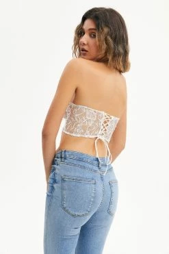 Alternative view of Solado Floral Print Lace Splicing Crop Tube Top