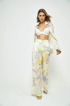 Solado Floral Print Lapel Neck Long Sleeve Shirt -SOLADO Shop jpeg 7b04e8a1 73e4 4d57 8a27 306deb860853 1800x1800