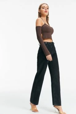 Solado Chain Detail Slit Cuff Backless Crop Top -SOLADO Shop jpeg 7de8e60f 3dbf 481d 929b f014bb434daf 1800x1800
