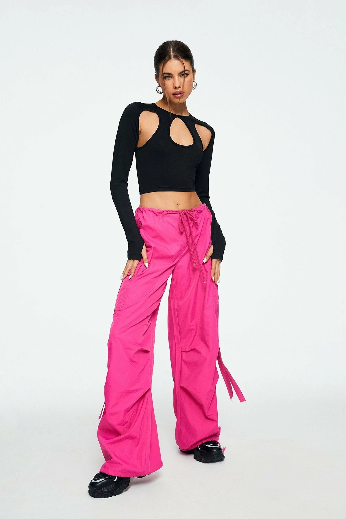 Solado Solid Cut Out Thumb Hole Long Sleeve Top 7 Solado Solid Cut Out Thumb Hole Long Sleeve Top - Image 5