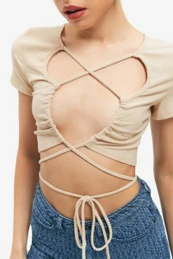 Solado Cut Out Cross Tie Front Short Sleeve Crop Top 11 Solado Cut Out Cross Tie Front Short Sleeve Crop Top -SOLADO Shop jpeg 8268b630 4042 4e28 9f10 050cc5680cd2 1800x1800