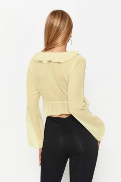 Solado Tie Front Ruffle Split Hem Long Sleeve Crop Top 9 Solado Tie Front Ruffle Split Hem Long Sleeve Crop Top -SOLADO Shop jpeg 87403e60 b0d4 4ea4 b1d9 11c0186a0581 1800x1800