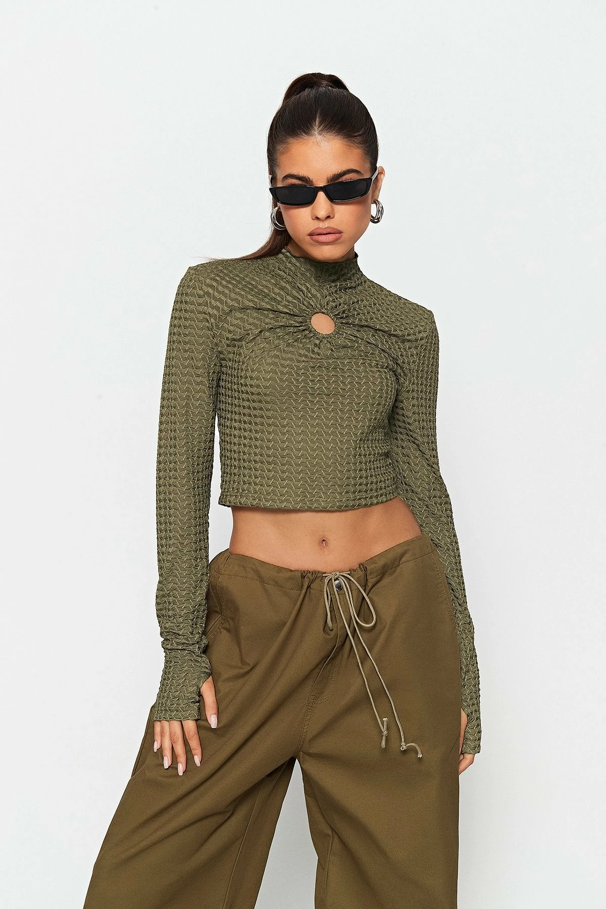 SOLADO Mock Neck O-Ring Front Thumb Hole Long Sleeve Top 3 SOLADO Mock Neck O-Ring Front Thumb Hole Long Sleeve Top