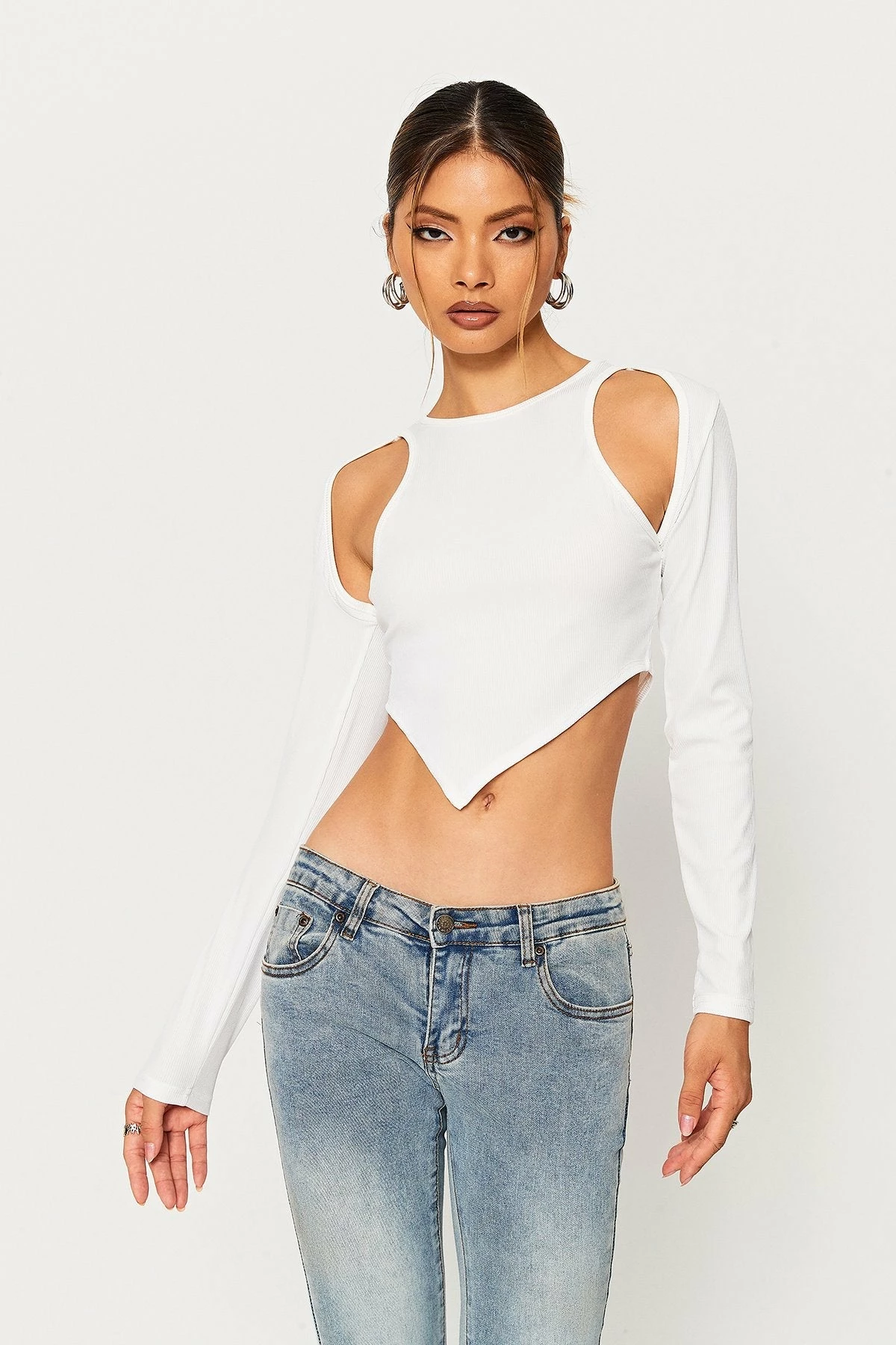 Solado Cut Out Asymmetrical Hem Long Sleeve Top 4 Solado Cut Out Asymmetrical Hem Long Sleeve Top - Image 2