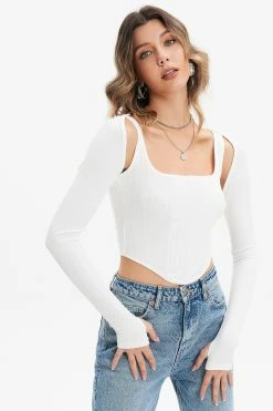 Solado 2 In 1 Knitted Curved Hem Crop Top