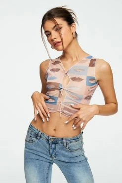 Solado Lips Print Cut Out Sleeveless Tank Top 8 Solado Lips Print Cut Out Sleeveless Tank Top -SOLADO Shop jpeg 8d5b366c a93f 430f 8e35 2f94da36dbe6 1800x1800