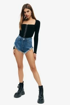 Solado Square Neck Hook And Eye Knitted Long Sleeve Top 11 Solado Square Neck Hook And Eye Knitted Long Sleeve Top -SOLADO Shop jpeg 8eb8a3e3 0ea5 44a6 9097 6125ce20f6a2 1800x1800