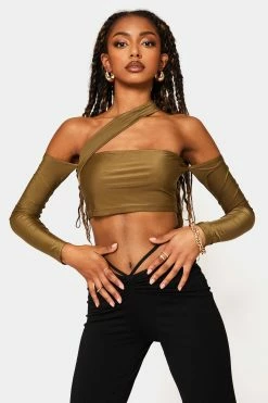 SOLADO Cold Shoulder Long Sleeve Solid Crop Top