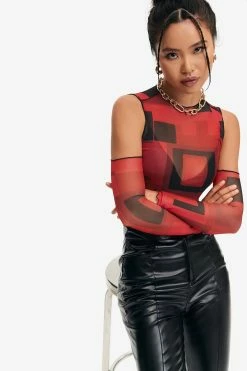 Solado Mesh Cold Shoulder Geometric Print Crop Top -SOLADO Shop jpeg 91050e30 976c 432a 8bbd 590a19703385 1800x1800