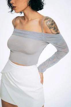Solado Mesh Ruched Cold Shoulder Long Sleeve Top -SOLADO Shop jpeg 92d0ca6d d75c 4101 80d8 b1c31a9f2e4f 1800x1800