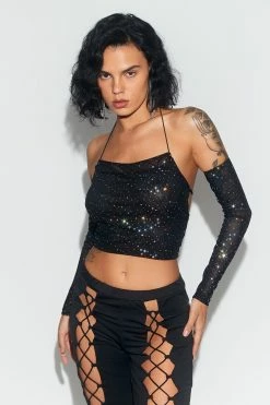 Alternative view of SOLADO Halter Neck Glitter Backless Crop Top With Oversleeve
