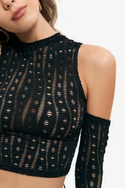 Solado Ripped Cold Shoulder Long Sleeve T-Shirt 11 Solado Ripped Cold Shoulder Long Sleeve T-Shirt -SOLADO Shop jpeg 951663ca 4c51 4263 b6bd 4b918faa6d05 1800x1800