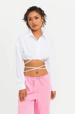 Solado Lapel Neck Cross Tie Detail Long Sleeve Crop Top